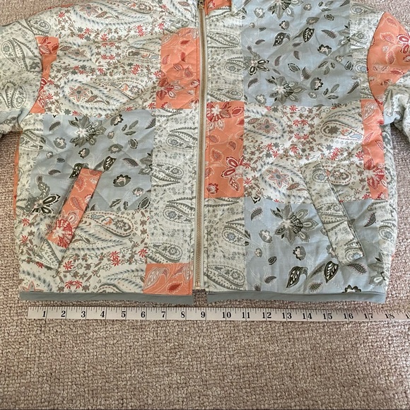 7 For All Mankind Quilted Patchwork Floral Paisley Bomber Jacket NWT XS - Picture 9 of 12